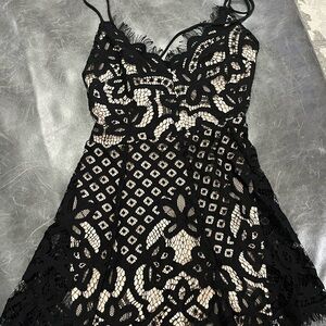 EXPRESS lace romper, lined, size 6, strappy back. Worn once.